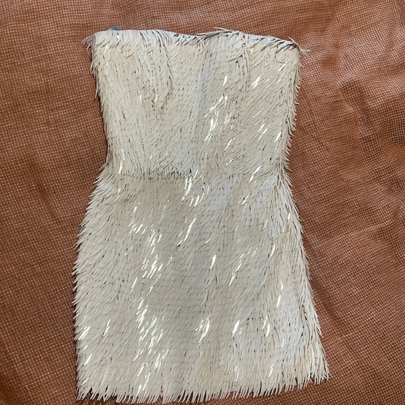 Chosen by Kyha Jones Mini Dress Ivory - Picture 2 of 9